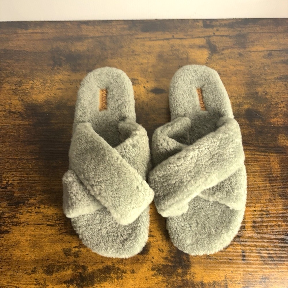 Olukai Hila‎ Heu Wool Shearling Slippers Womens Sz 11 Muted Green Cozy Comfort